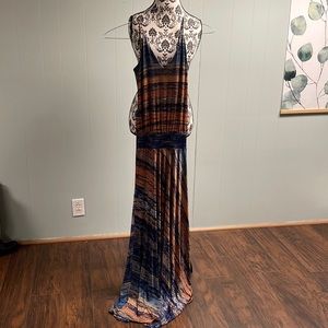 Maxi dress